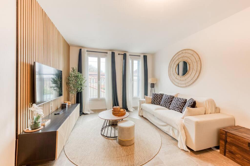 Le Cocon De Chevreuse - Appartement 3 Etoiles Saint-Rémy-lès-Chevreuse エクステリア 写真